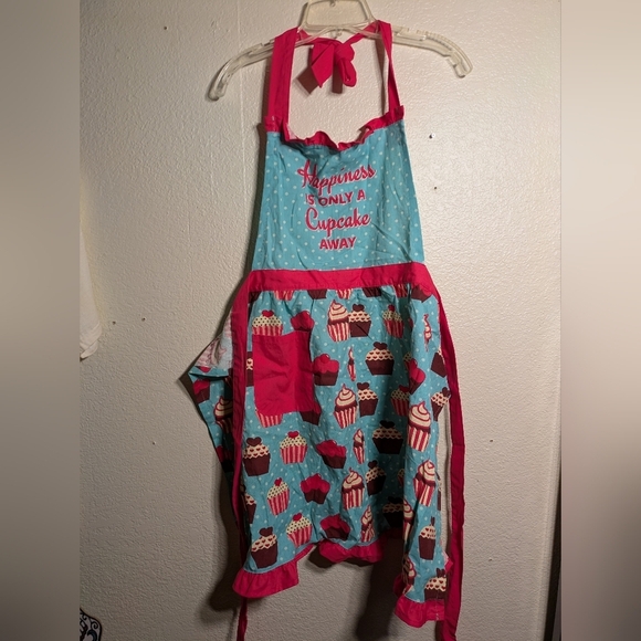 Cupcake Print Apron with Pink Accents - Picture 1 of 6